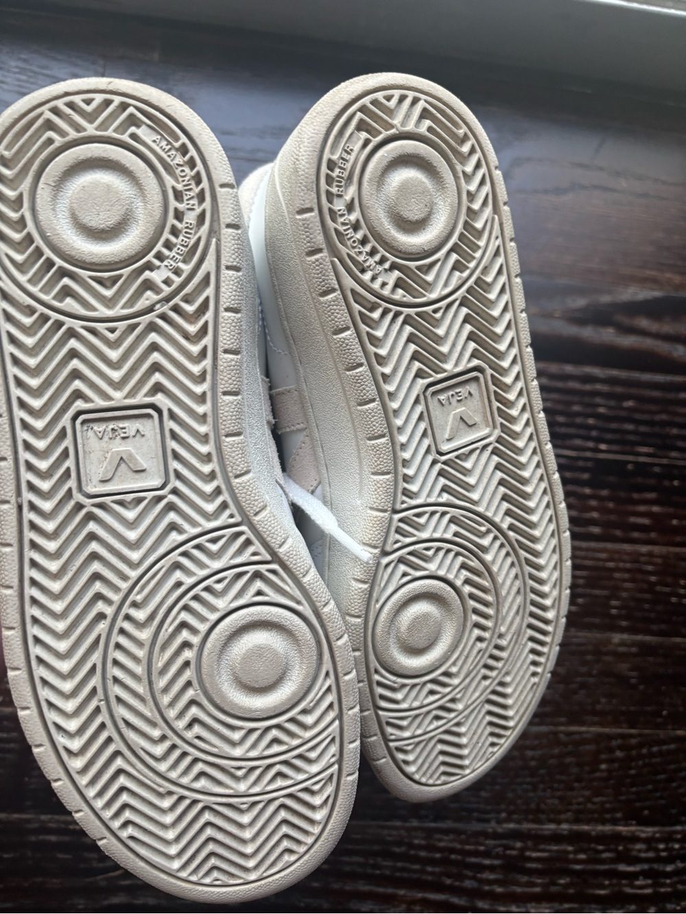 Veja Women's White Leather Sneakers with Beige Suede V Logo - Picture 3 of 5